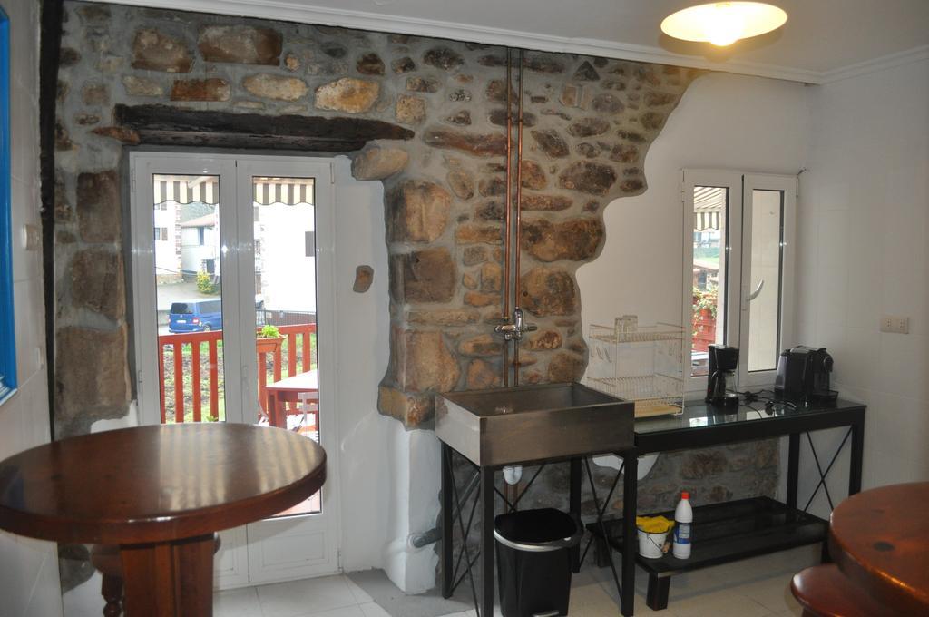 Hostal Auzoa Bera  Екстериор снимка