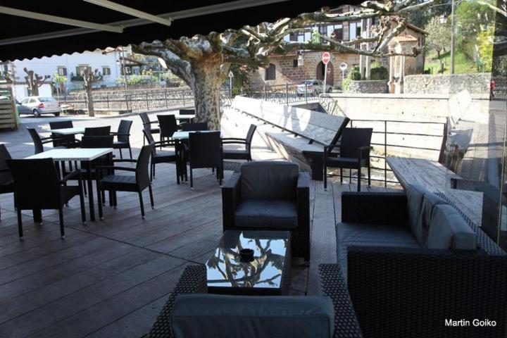 Hostal Auzoa Bera  Екстериор снимка